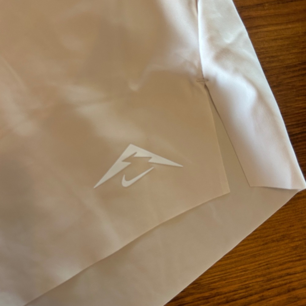 Nike Dri-Fit Trail Running Shorts Medium NWT - Picture 6 of 10